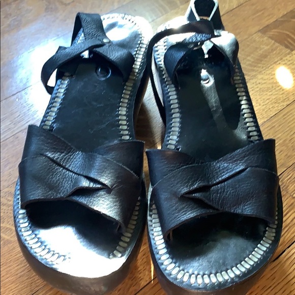 Caleen Cordero wooden platform sandals/clogs 10 - Picture 2 of 6